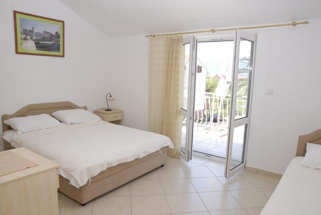 Apartments Dosljak Tivat Exterior photo