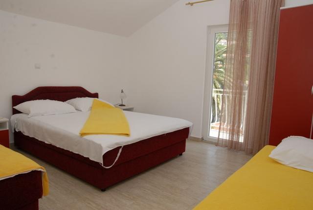 Apartments Dosljak Tivat Exterior photo