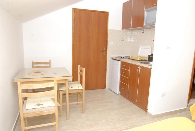 Apartments Dosljak Tivat Exterior photo